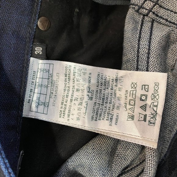 GUESS Slim Straight Jeans - Picture 7 of 7